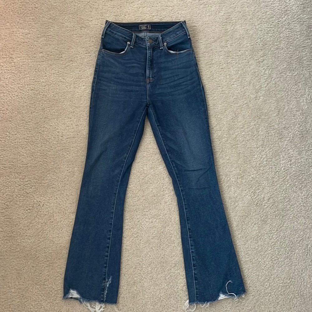 Abercrombie & Fitch High Rise Ankle Flair Jeans